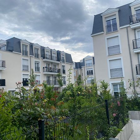 דירות Le Chic De Villiers Sur Marne מראה חיצוני תמונה